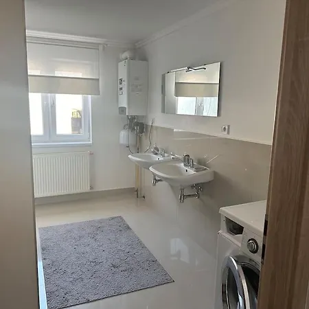 Apartman V Sukromnom Dvore * Lučenec